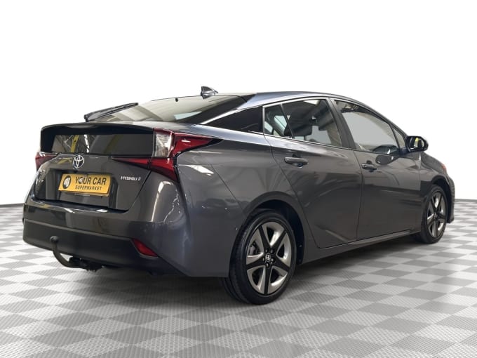 2025 Toyota Prius