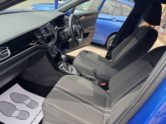 2025 Volkswagen T-roc