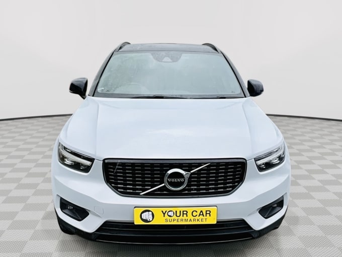 2025 Volvo Xc40