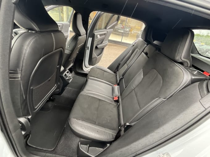 2025 Volvo Xc40