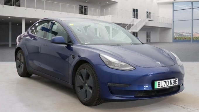 2025 Tesla Model 3