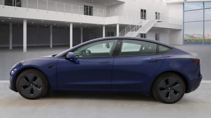 2025 Tesla Model 3