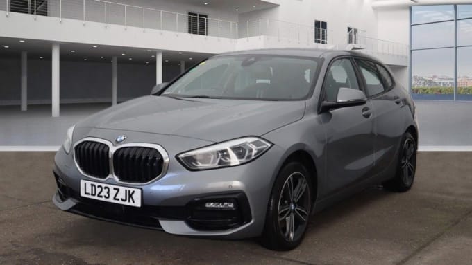 2025 BMW 1 Series