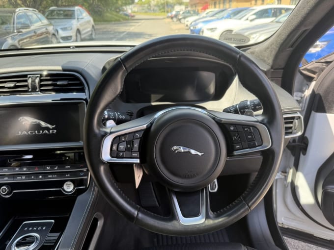 2025 Jaguar F-pace