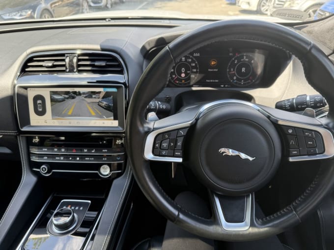 2025 Jaguar F-pace