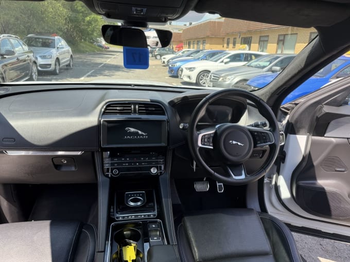 2025 Jaguar F-pace