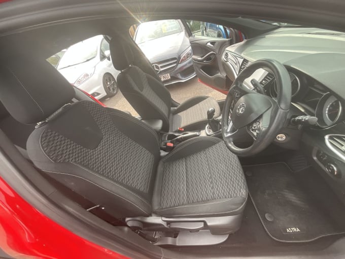 2025 Vauxhall Astra
