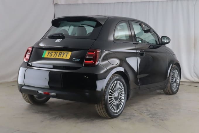 2025 Fiat 500e