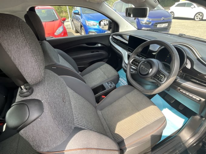 2025 Fiat 500e