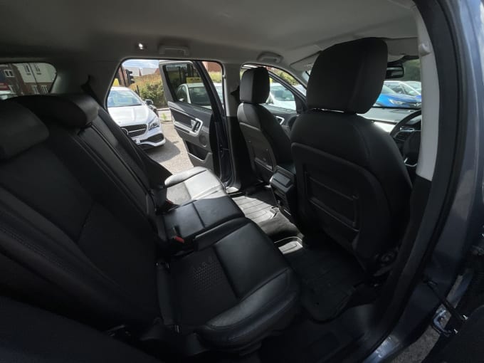 2025 Land Rover Discovery Sport