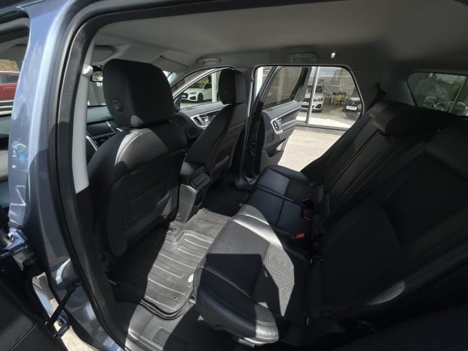 2025 Land Rover Discovery Sport