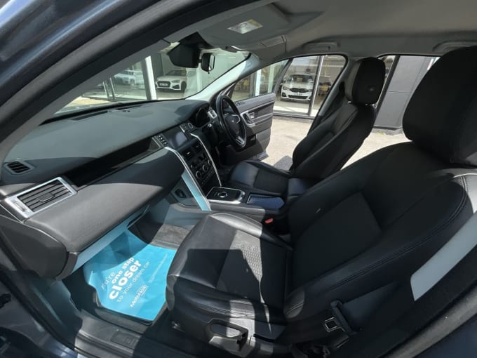 2025 Land Rover Discovery Sport