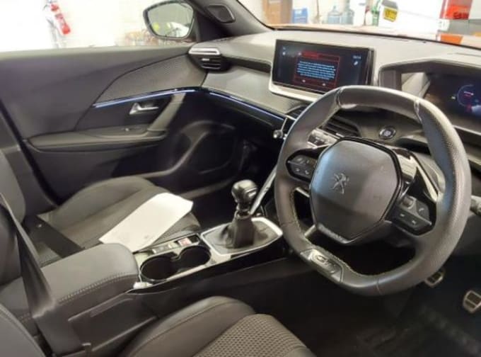 2025 Peugeot 2008