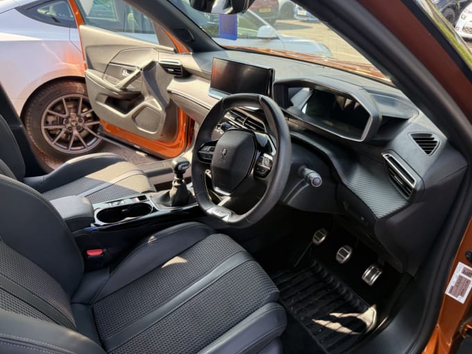 2025 Peugeot 2008
