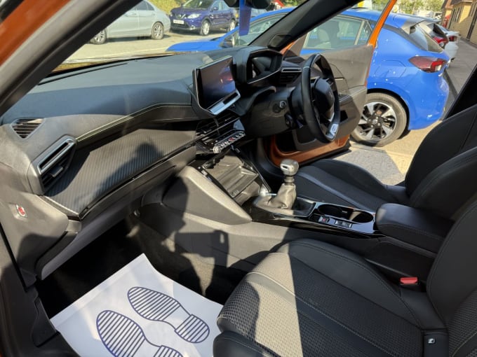 2025 Peugeot 2008