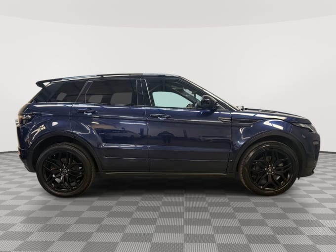 2025 Land Rover Range Rover Evoque