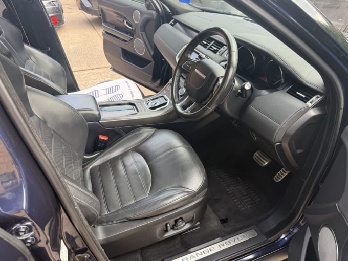 2025 Land Rover Range Rover Evoque
