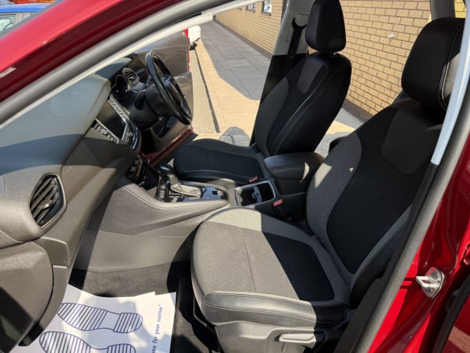 2025 Vauxhall Grandland X
