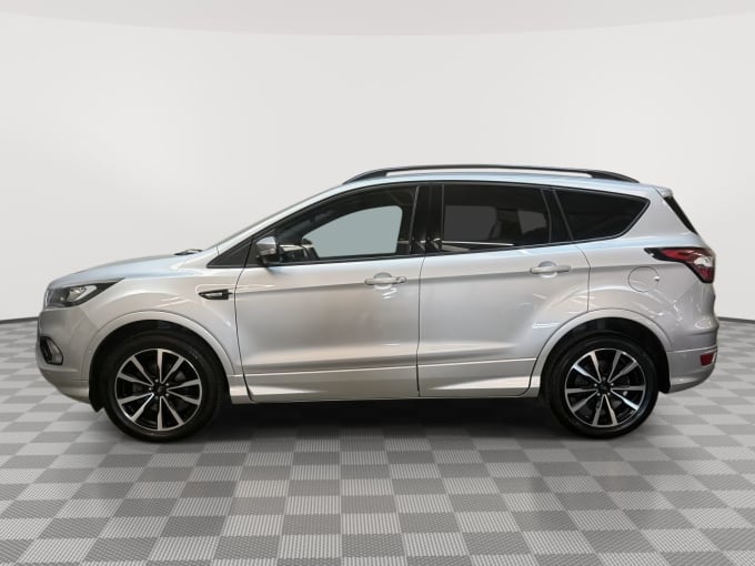 2025 Ford Kuga