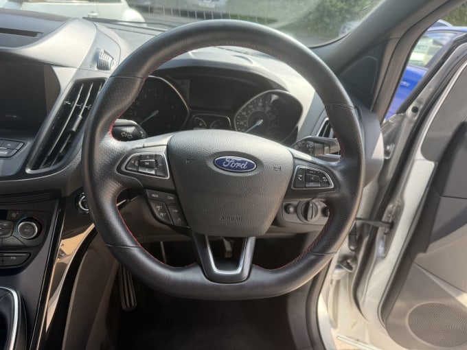 2025 Ford Kuga