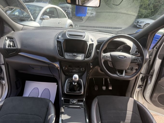 2025 Ford Kuga
