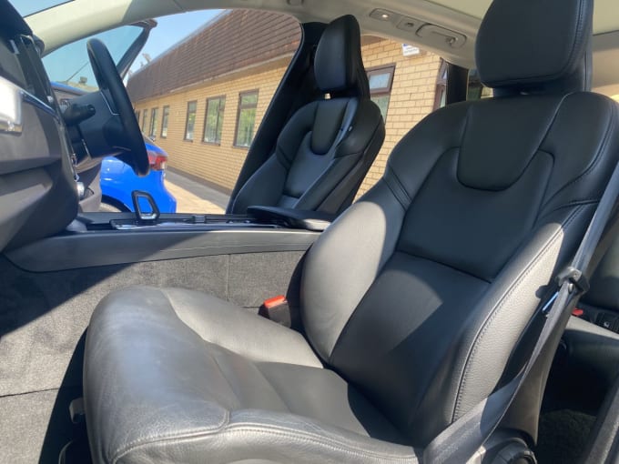 2025 Volvo Xc60
