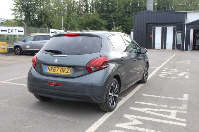 2025 Peugeot 208