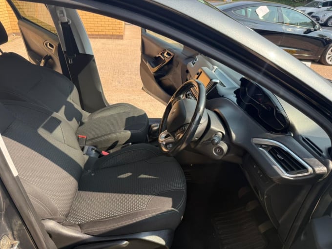 2025 Peugeot 208