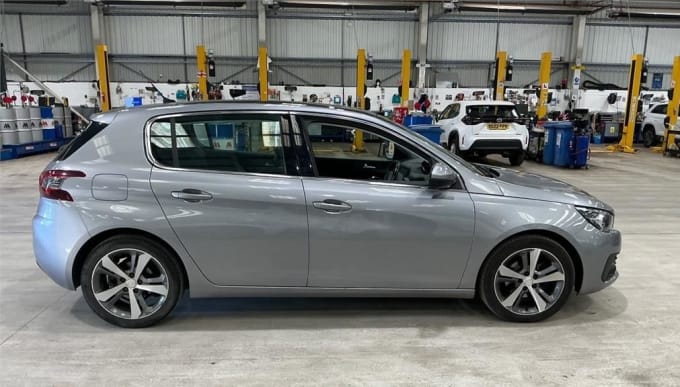 2025 Peugeot 308