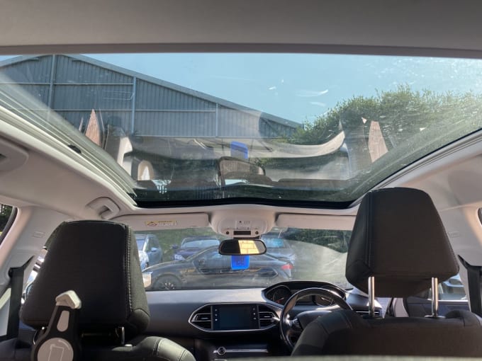 2025 Peugeot 308