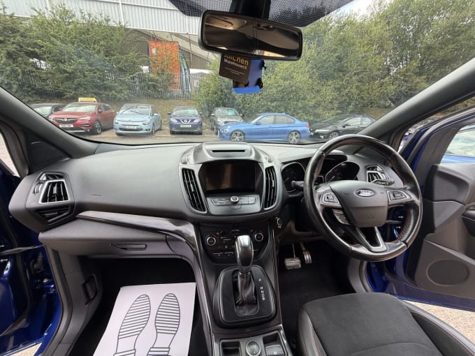 2025 Ford Kuga