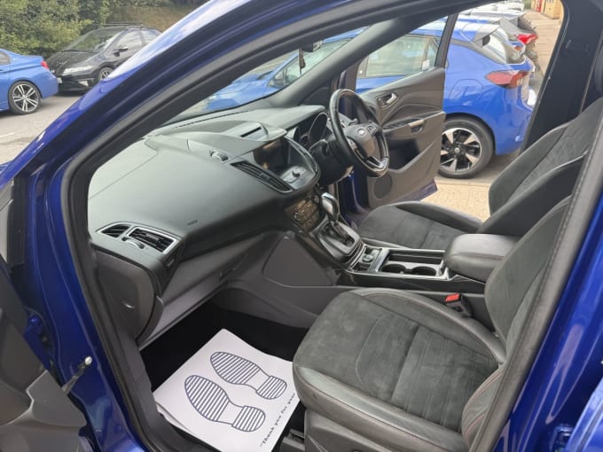 2025 Ford Kuga