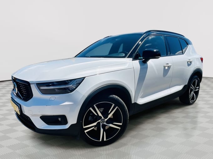 2025 Volvo Xc40