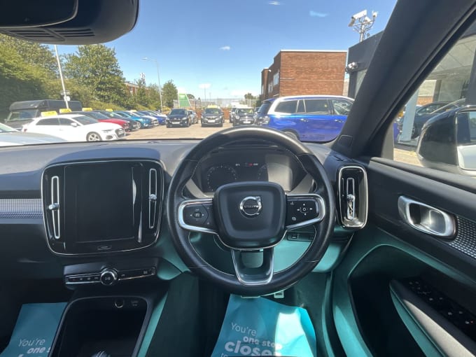 2025 Volvo Xc40