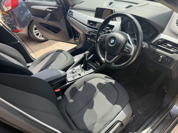 2025 BMW X1