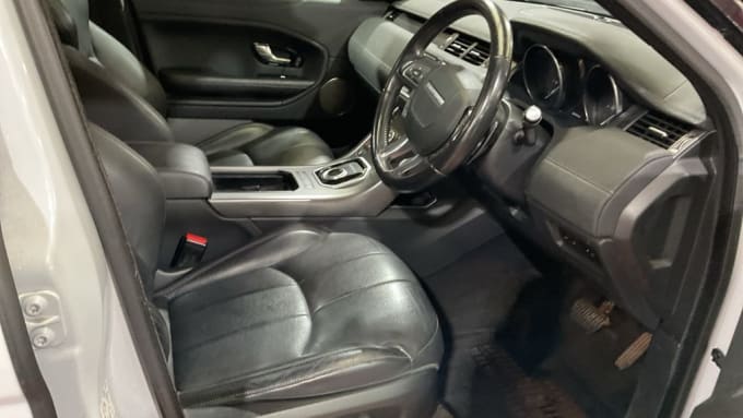 2025 Land Rover Range Rover Evoque