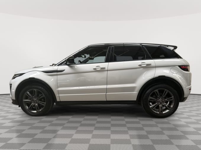 2025 Land Rover Range Rover Evoque