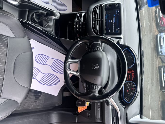2025 Peugeot 2008