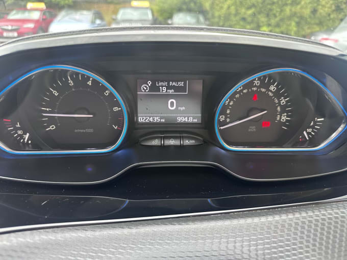 2025 Peugeot 2008