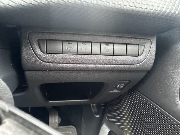 2025 Peugeot 2008