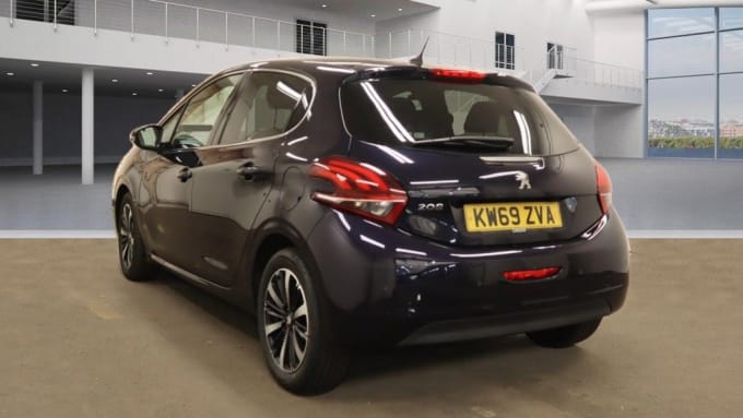 2025 Peugeot 208