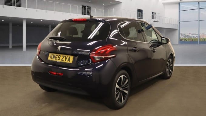 2025 Peugeot 208