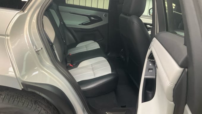 2025 Land Rover Range Rover Evoque