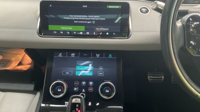 2025 Land Rover Range Rover Evoque