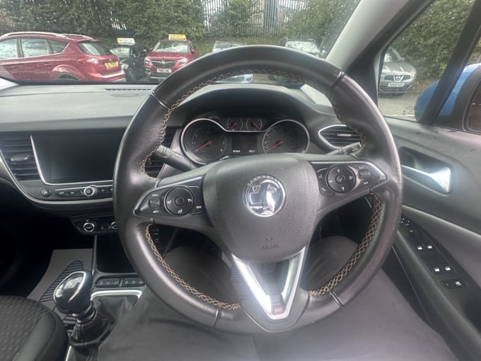 2025 Vauxhall Crossland X