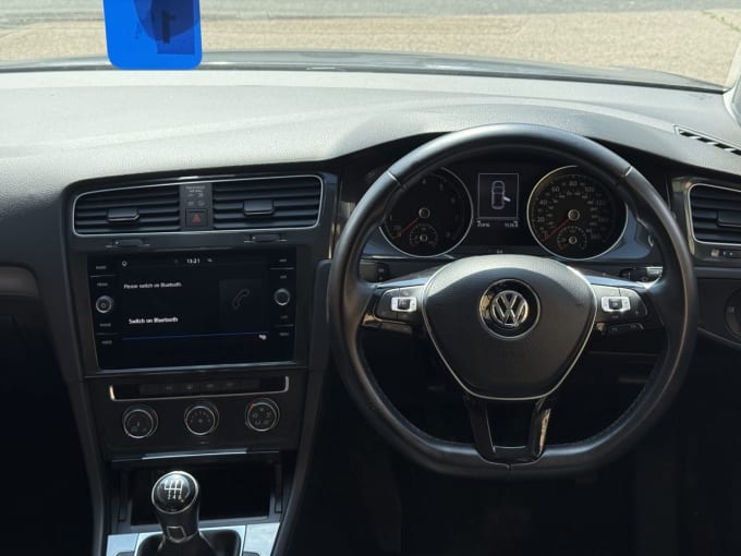 2025 Volkswagen Golf