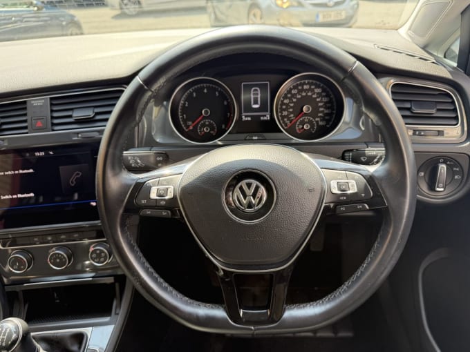2025 Volkswagen Golf