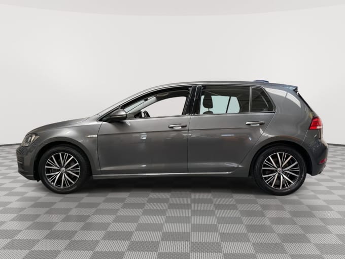 2025 Volkswagen Golf