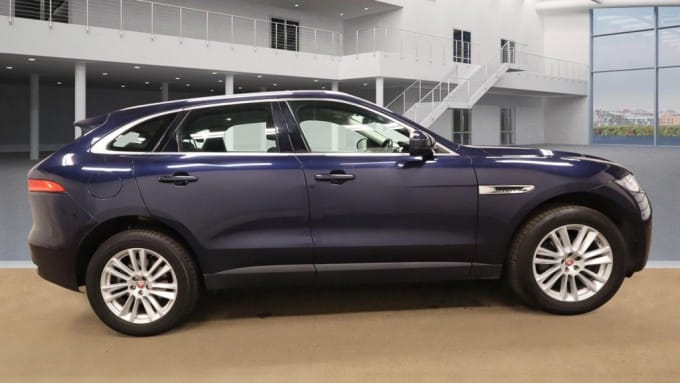 2025 Jaguar F-pace