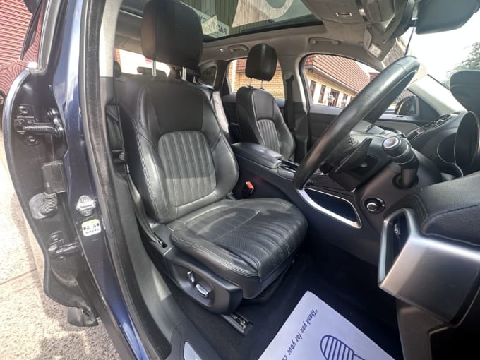 2025 Jaguar F-pace